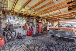 Oversized Garage with 220 V Hydro - 