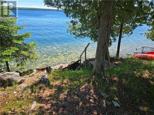 320 Perivale Rd W., Spring Bay, ON 