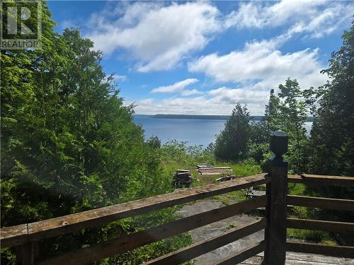320 Perivale Rd W., Spring Bay, ON 