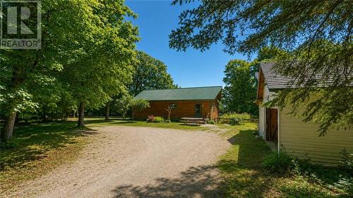 320 Perivale Rd W., Spring Bay, ON 