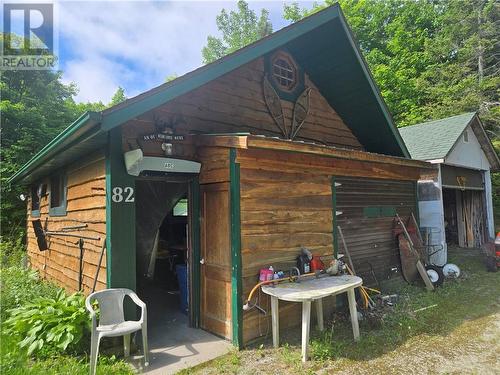 320 Perivale Rd W., Spring Bay, ON 