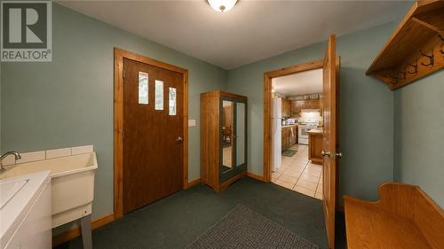 320 Perivale Rd W., Spring Bay, ON 
