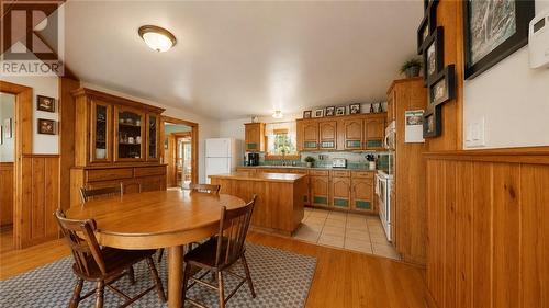 320 Perivale Rd W., Spring Bay, ON 