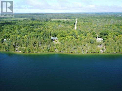 320 Perivale Rd W., Spring Bay, ON 