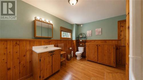 320 Perivale Rd W., Spring Bay, ON 