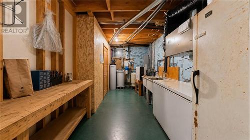 320 Perivale Rd W., Spring Bay, ON 