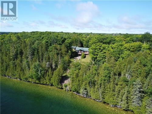 320 Perivale Rd W., Spring Bay, ON 