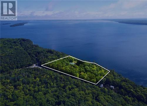 320 Perivale Rd W., Spring Bay, ON 