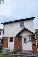439 BRISTOL CRESCENT  Oshawa, ON L1J 6M4