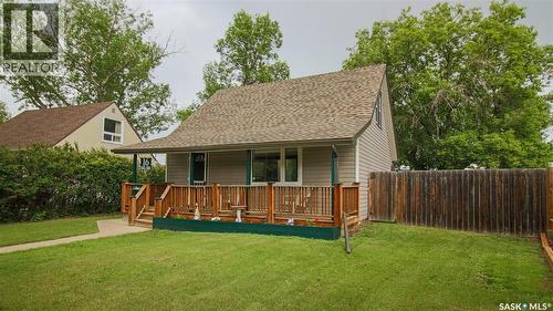 16 Cecil Crescent, Regina, SK 