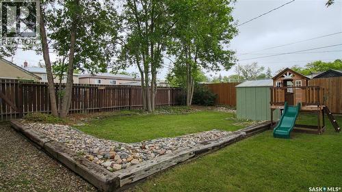 16 Cecil Crescent, Regina, SK 