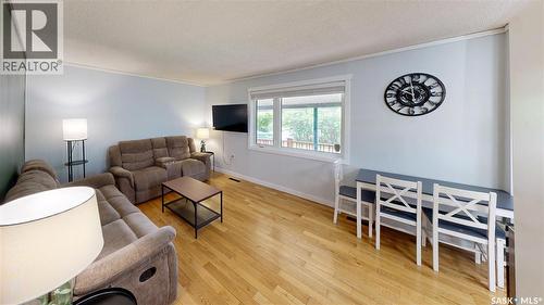 16 Cecil Crescent, Regina, SK 