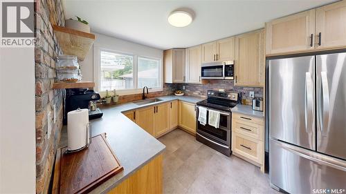 1912 Grant Drive, Regina, SK 