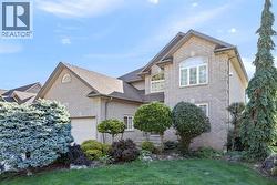 5760 WAYNE  Lasalle, ON N9H 2M5