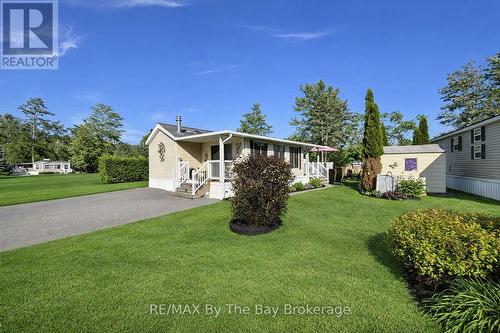 13 WHITE PINES TRAIL  Wasaga Beach, ON L9Z 1X7