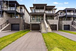 39 SUPERIOR STREET E Welland (Dain City), ON L3B 3G3