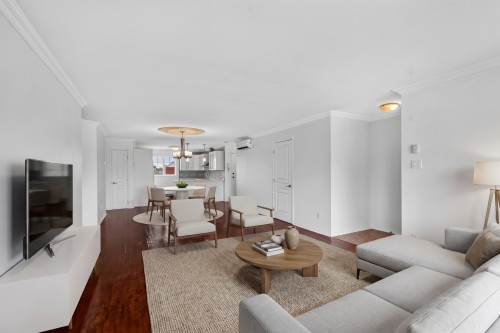 Salon - 5-9300 Rue Rubaniers, Brossard, QC - Indoor Photo Showing Living Room