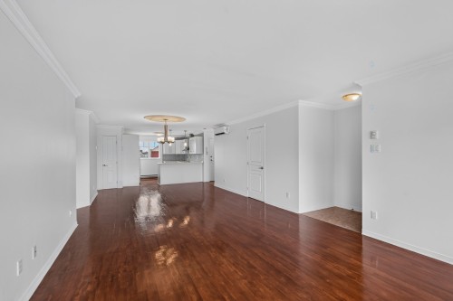 Salon - 5-9300 Rue Rubaniers, Brossard, QC - Indoor Photo Showing Other Room