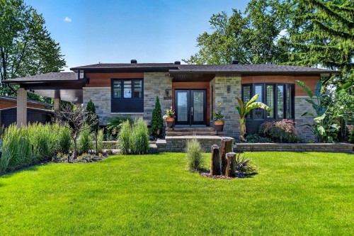 3120 Rue Gisèle  Laval (Fabreville), QC H7P 1Z6