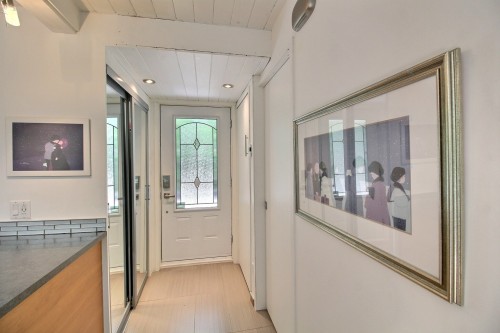 Mud Room - 34 Av. Des Érables, Orford, QC 