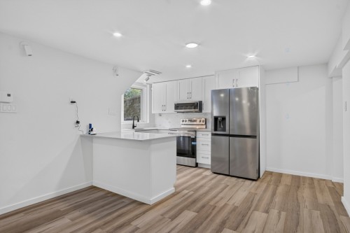 Kitchen - 70Z Rue Roussin, Montréal (L'Île-Bizard/Sainte-Geneviève), QC - Indoor Photo Showing Kitchen