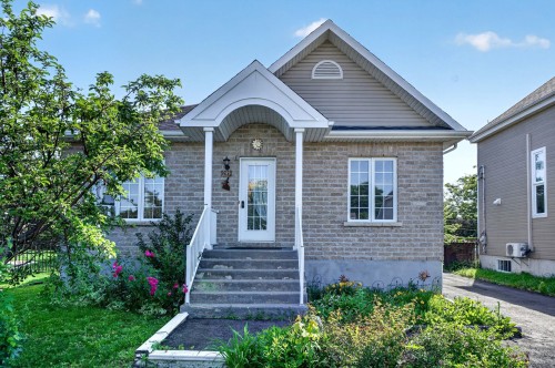 235 5e Avenue  Terrebonne (Terrebonne), QC J6Y 0A6