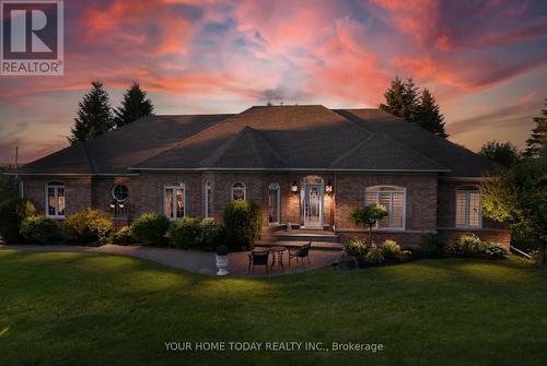 2 TRILLIUM TERRACE  Halton Hills, ON L7J 2W8