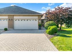1385 IMPERIAL Crescent Windsor, ON N9G 2T6