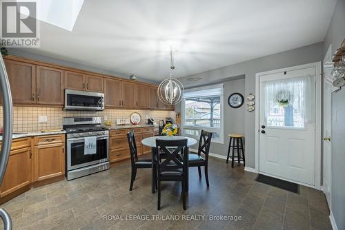 31 Neal Avenue, St. Thomas, ON - Indoor Photo Showing Kitchen