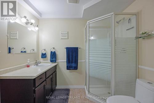 31 Neal Avenue, St. Thomas, ON - Indoor Photo Showing Bathroom