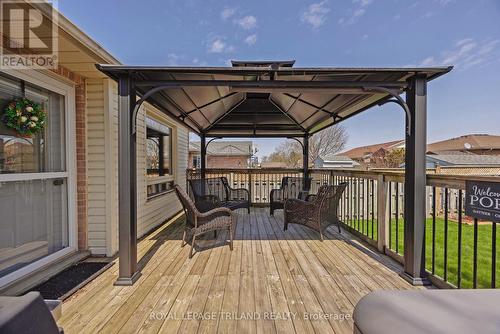 31 Neal Avenue, St. Thomas, ON - Outdoor With Deck Patio Veranda With Exterior