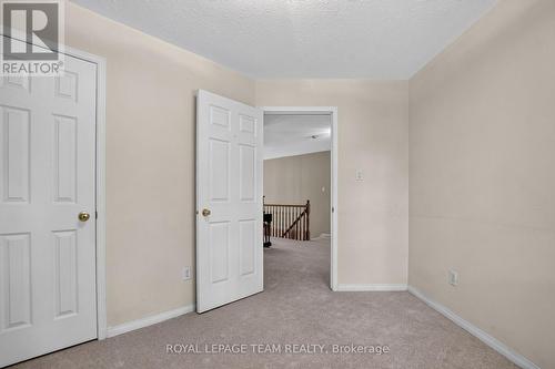 Den - 1115 Grenon Avenue, Ottawa, ON 