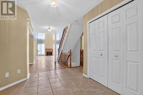 Foyer - 1115 Grenon Avenue, Ottawa, ON 