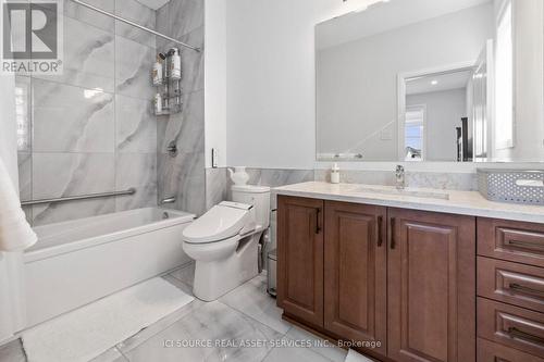 733 Coast Circle, Ottawa, ON 