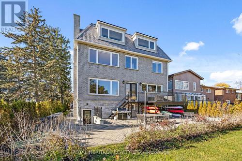 968 Essa Crescent, Pickering, ON 
