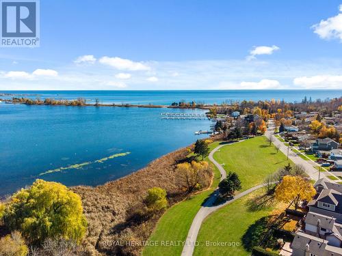 968 Essa Crescent, Pickering, ON 