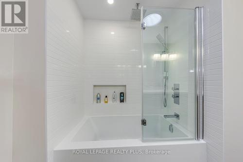 3209 Wilmar Crescent, Mississauga, ON 