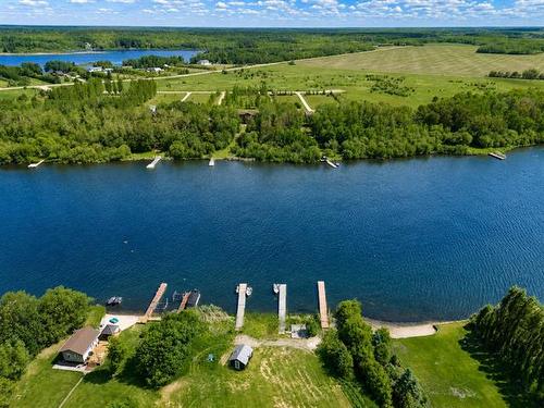 8 Village Cr, Lee River, MB 