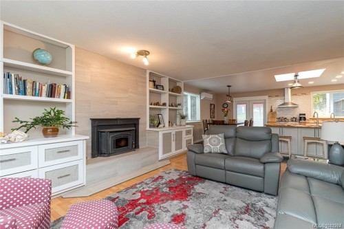 5384 Miller Rd, Duncan, BC 