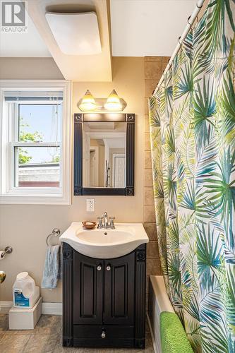 Apartment C bathroom - 11 Maxse Street, St. John'S, NL 