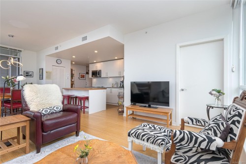 #406-391 Tyee Rd, Victoria, BC 