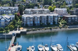 #402-566 Stewart Ave Nanaimo, BC V9S 5T5