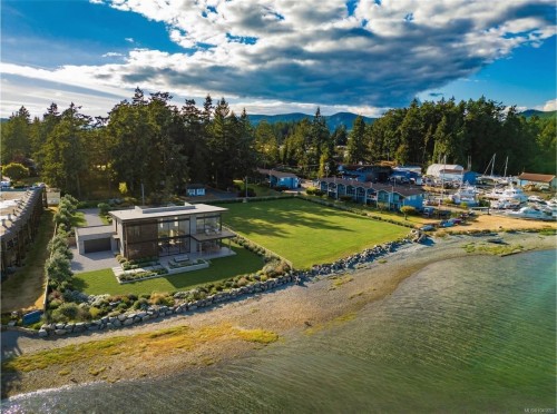 6107 Seabroom Rd, Sooke, BC 