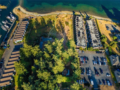 6107 Seabroom Rd, Sooke, BC 