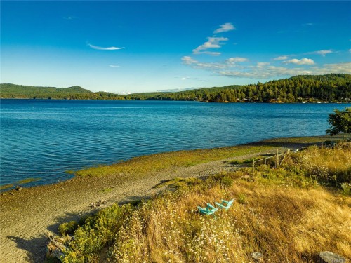 6107 Seabroom Rd, Sooke, BC 