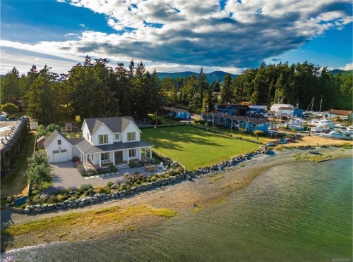 6107 Seabroom Rd, Sooke, BC 