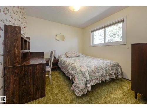18508 92 Av Nw, Edmonton, AB 