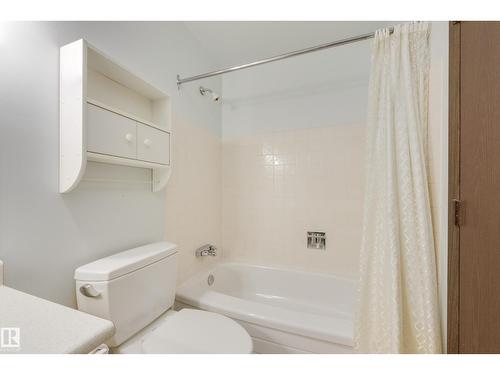 18508 92 Av Nw, Edmonton, AB 