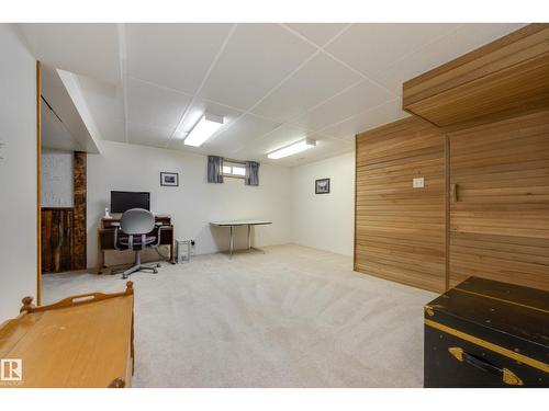 18508 92 Av Nw, Edmonton, AB 
