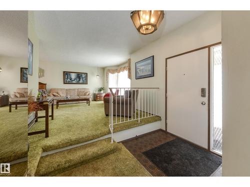 18508 92 Av Nw, Edmonton, AB 